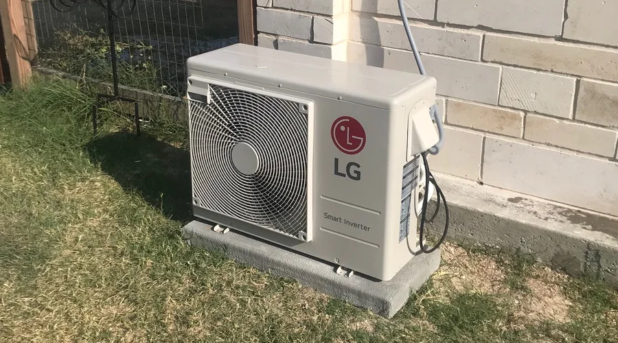 close up of a mini split unit installed outdoors fort worth tx